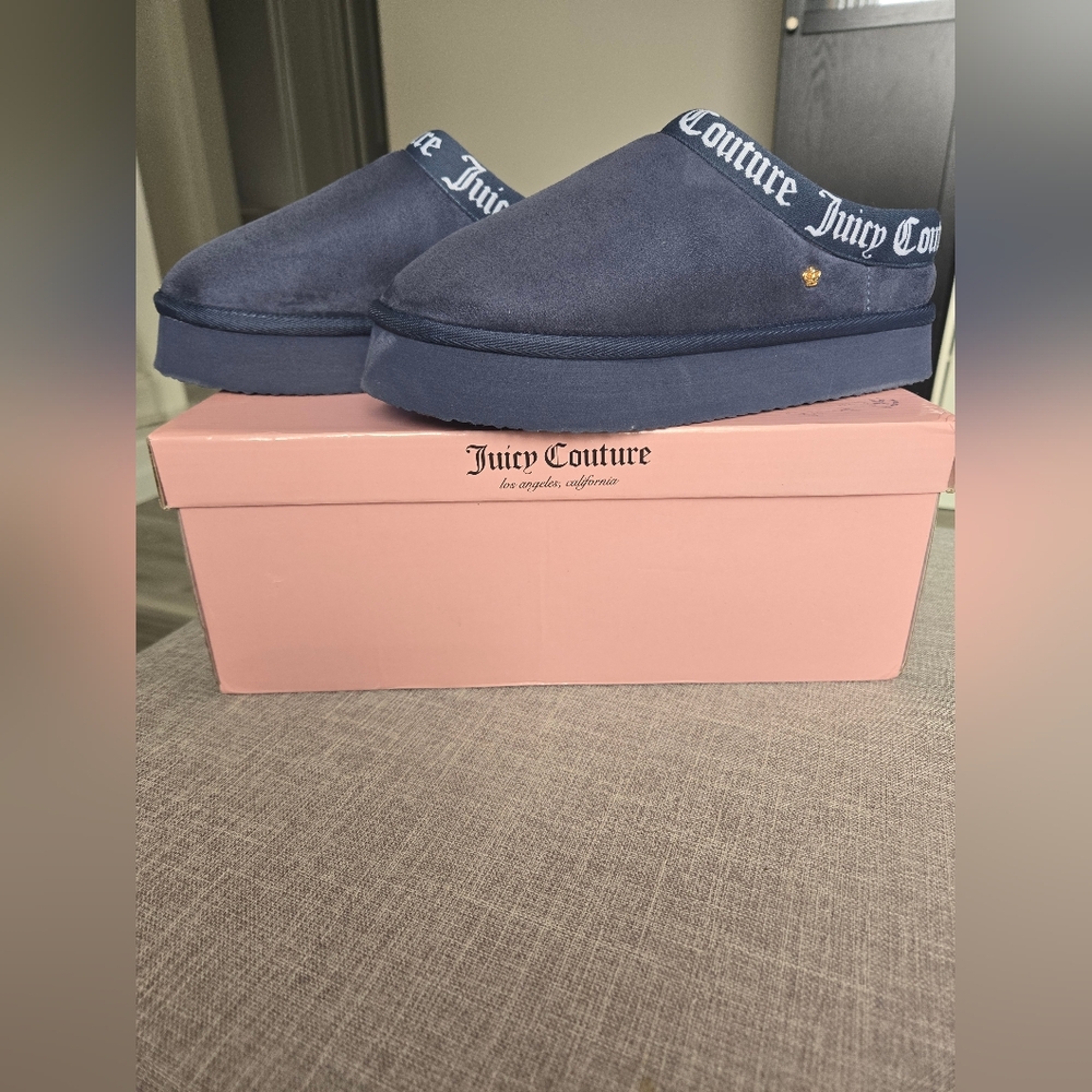 Juicy Couture Navy Suede Platform Slip-On Sneakers - Picture 5 of 9
